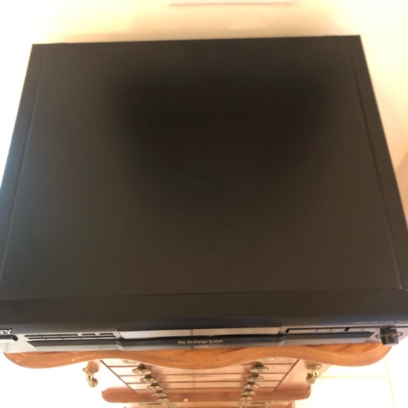 VINTAGE SONY 5-DISC Carousel CD Changer - Model # CDP-CE335 - Picture 10 of 12